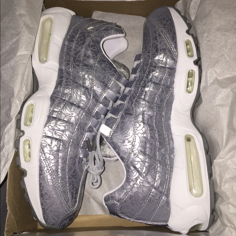 AIRMAX 95 ANNIVERSARY AIR MAX ETCHED LASER SILVER